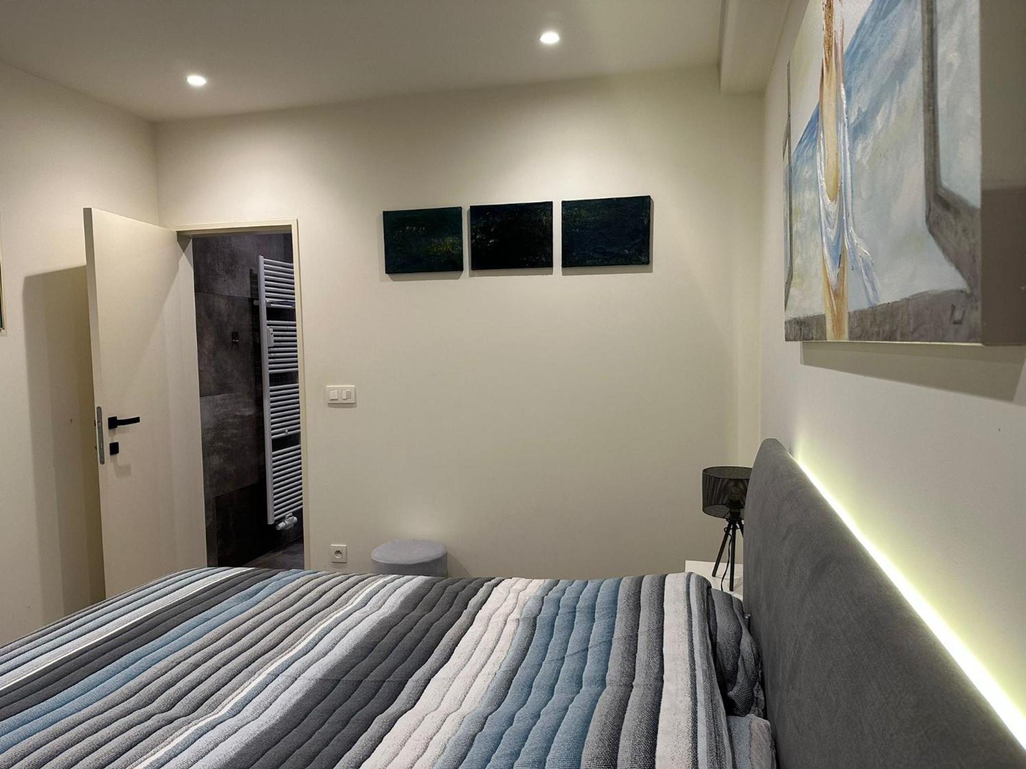 Renewed Luxurious Apartment At Casino Oostende Esterno foto