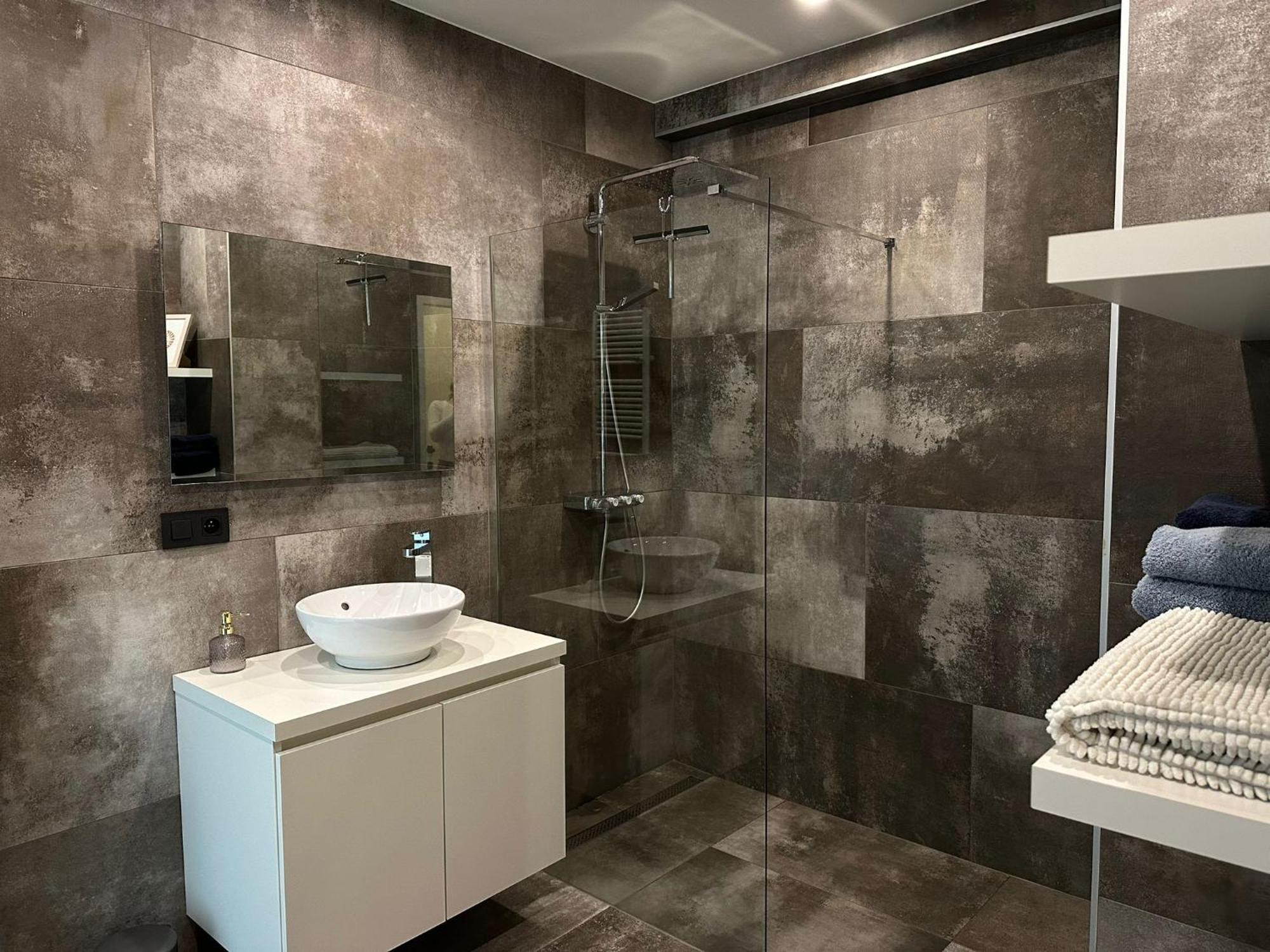 Renewed Luxurious Apartment At Casino Oostende Esterno foto